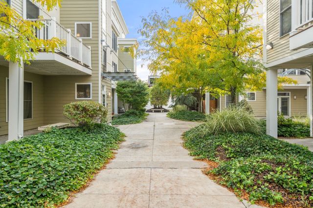 31 Wheeler St 101, Cambridge, MA 02138