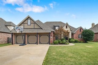 6205 S 27th Street, Rogers, AR 72758