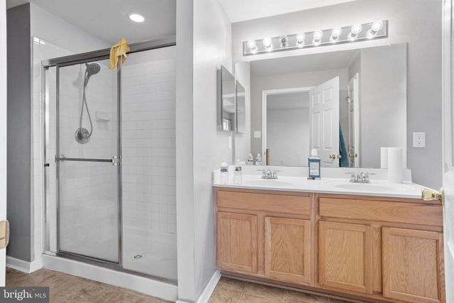 19 FOX COURT, Riverside, NJ 08075