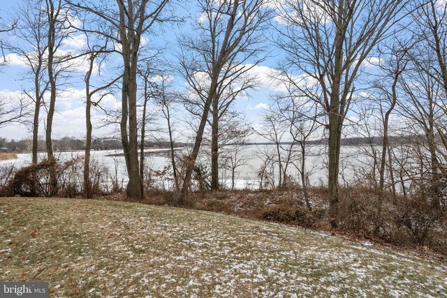 19 FOX COURT, Riverside, NJ 08075