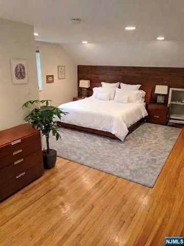 373 Franklin Street, Haworth, NJ 07641