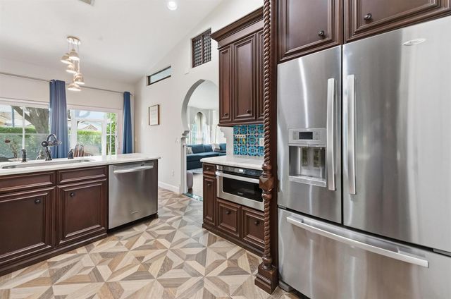 17221 Boca Club Boulevard 3, Boca Raton, FL 33487