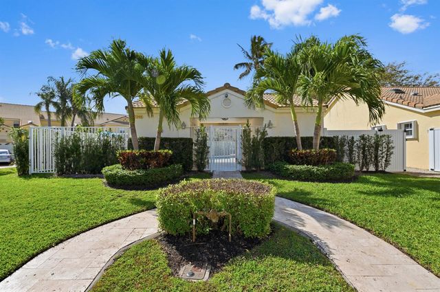 17221 Boca Club Boulevard 3, Boca Raton, FL 33487