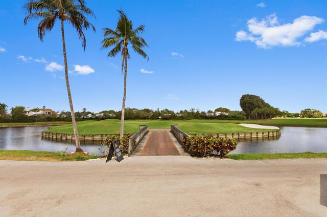 17221 Boca Club Boulevard 3, Boca Raton, FL 33487