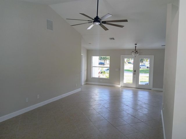 3450 SW Martin Street, Port St Lucie, FL 34953