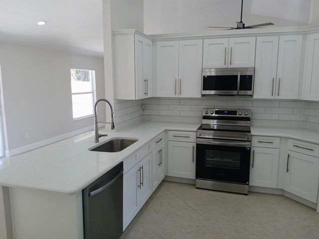 3450 SW Martin Street, Port St Lucie, FL 34953