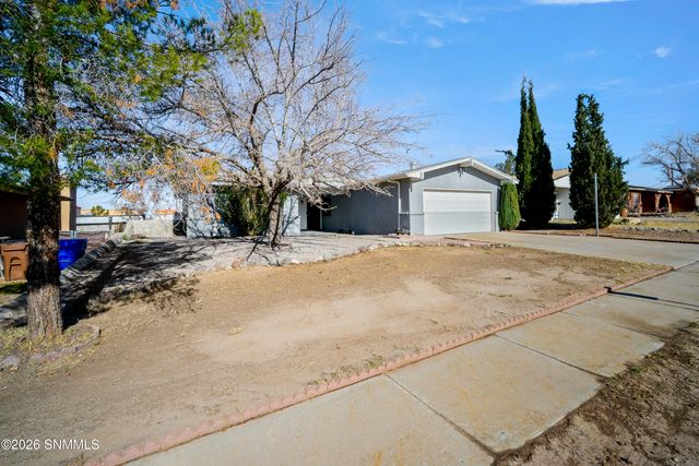 1741 Webster Avenue, Las Cruces, NM 88001