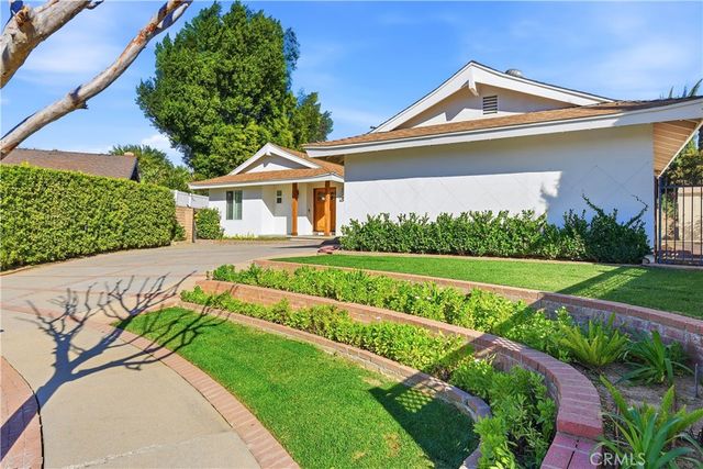 10560 Limerick, Chatsworth, CA 91311