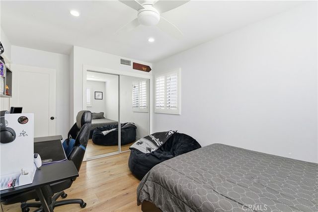 10560 Limerick, Chatsworth, CA 91311