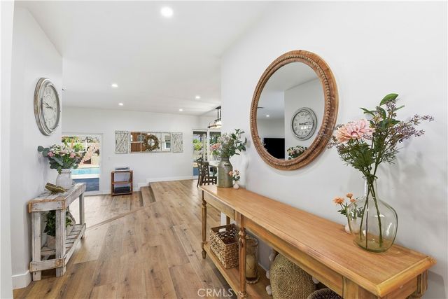 10560 Limerick, Chatsworth, CA 91311