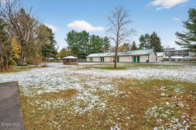 14 Congress Avenue, Saratoga Springs, Inside, NY 12866