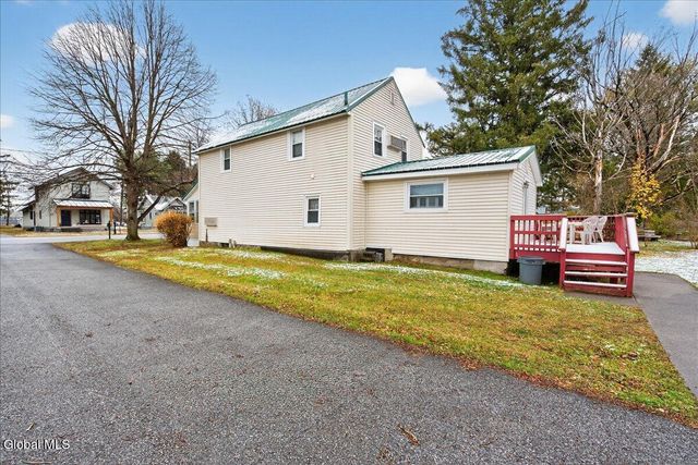 14 Congress Avenue, Saratoga Springs, Inside, NY 12866