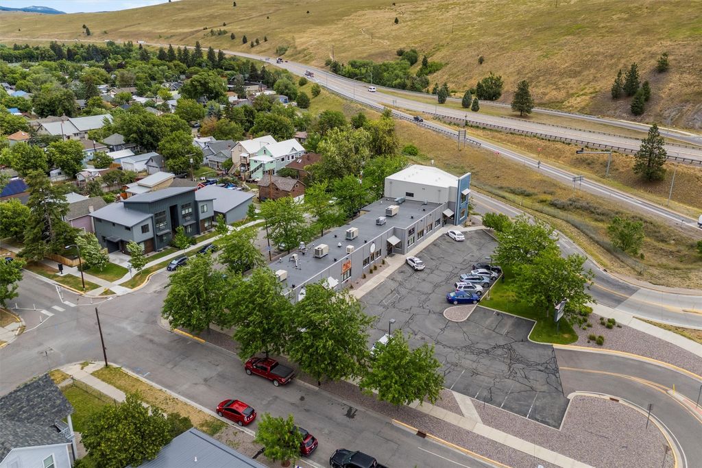 425 N 5th Street W, Missoula, MT 59802 photo 2