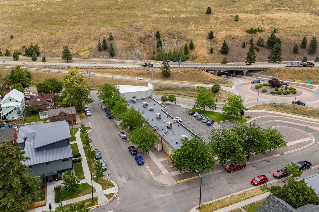 425 N 5th Street W, Missoula, MT 59802 photo 3