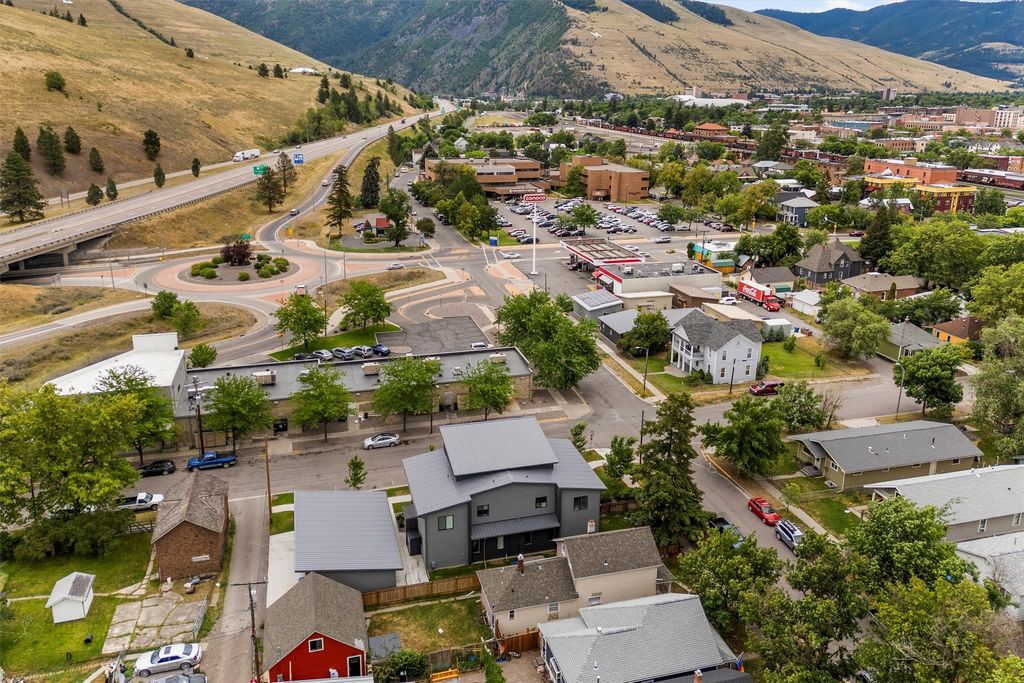 425 N 5th Street W, Missoula, MT 59802 photo 4