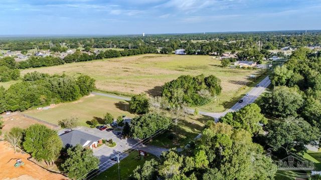 Woodbine Rd, Pace, FL 32571