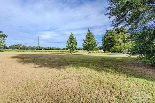Woodbine Rd, Pace, FL 32571