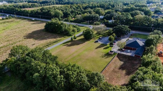 Woodbine Rd, Pace, FL 32571