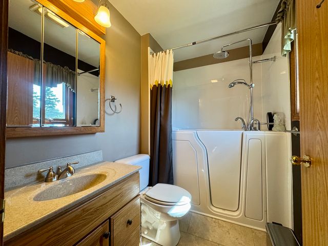 11603 1st Street, Milan, IL 61264