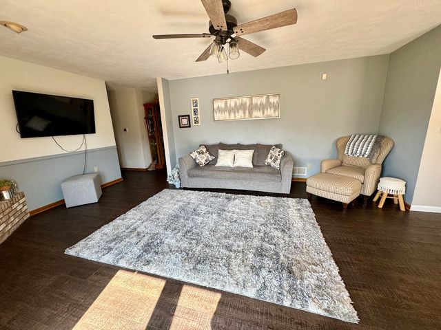 11603 1st Street, Milan, IL 61264