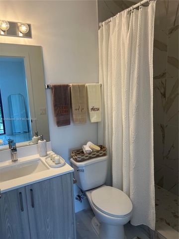7450 W 4th Avenue 108, Hialeah, FL 33014