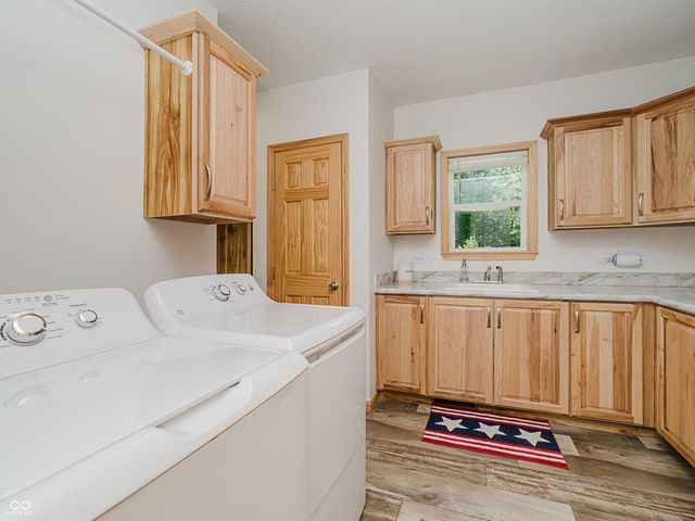 9330 S State Road 243, Cloverdale, IN 46120