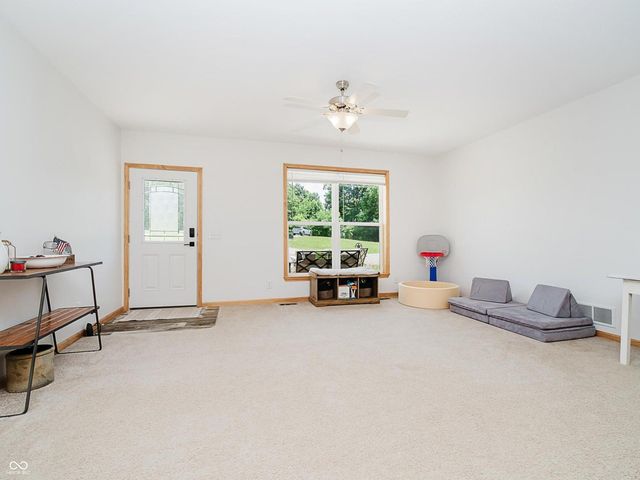 9330 S State Road 243, Cloverdale, IN 46120