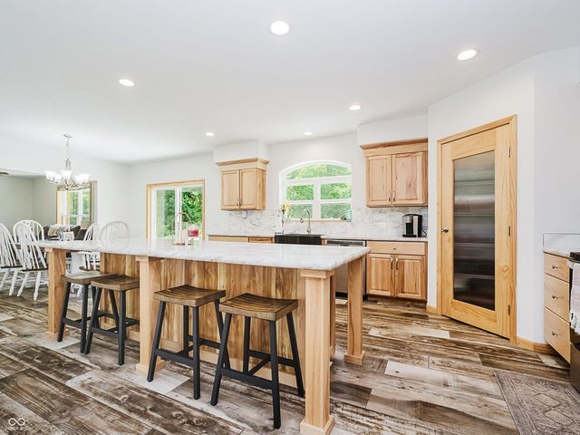 9330 S State Road 243, Cloverdale, IN 46120