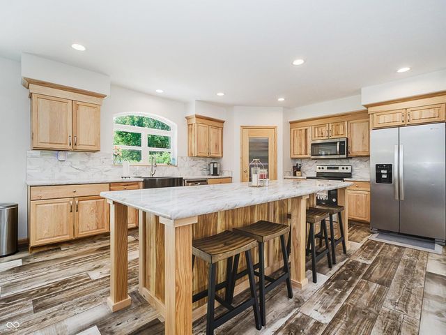 9330 S State Road 243, Cloverdale, IN 46120