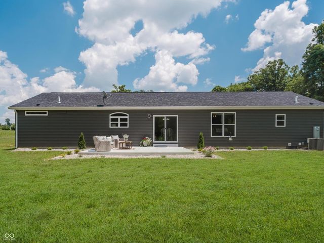 9330 S State Road 243, Cloverdale, IN 46120