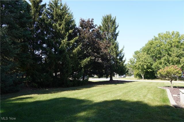 33409 Chatham Drive, Avon Lake, OH 44012