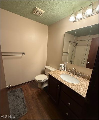 33409 Chatham Drive, Avon Lake, OH 44012