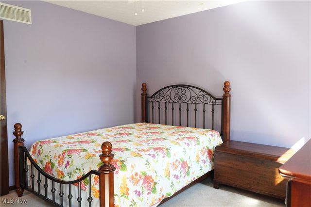 33409 Chatham Drive, Avon Lake, OH 44012