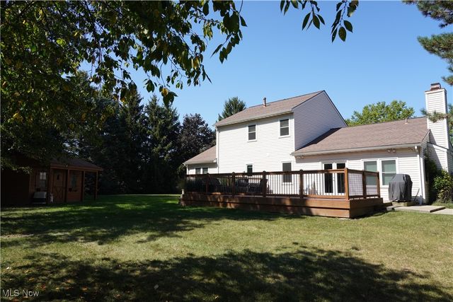 33409 Chatham Drive, Avon Lake, OH 44012
