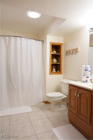 33409 Chatham Drive, Avon Lake, OH 44012