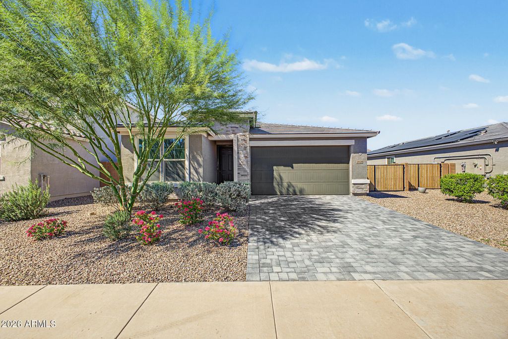 2028 E ESCONDIDO Place, Casa Grande, AZ 85122 — photo 2