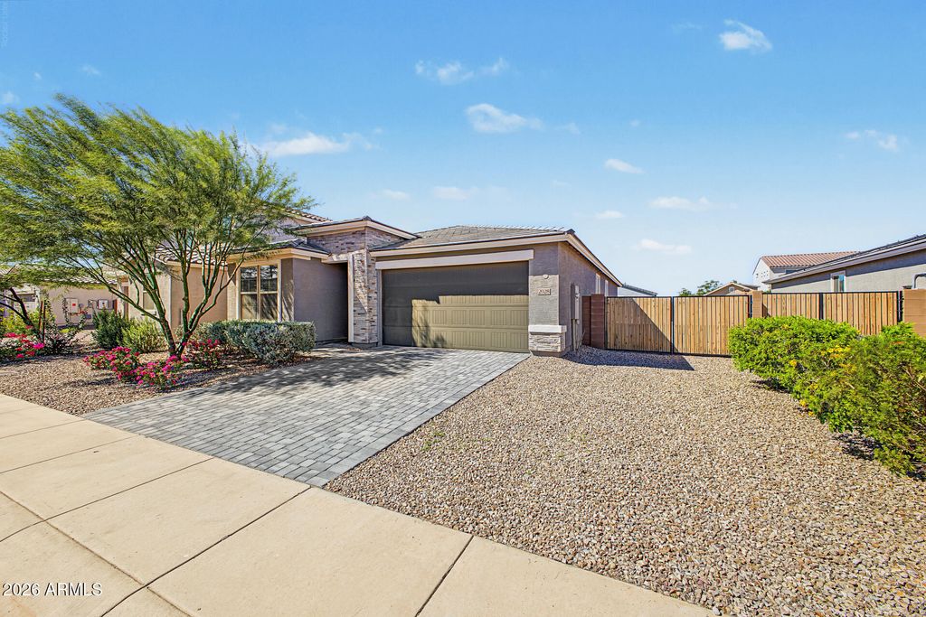 2028 E ESCONDIDO Place, Casa Grande, AZ 85122 — photo 3