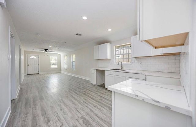 7921 Little Street, Houston, TX 77028
