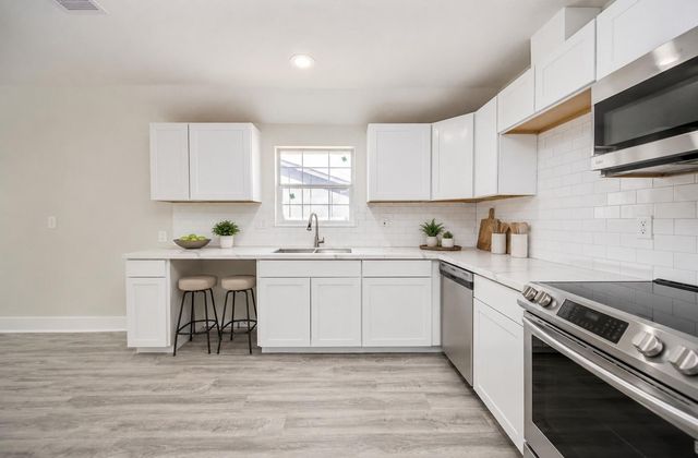 7921 Little Street, Houston, TX 77028