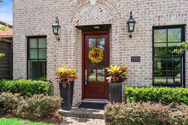 7535 Ciano Lane, Houston, TX 77055