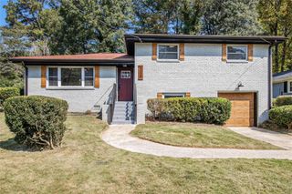 2508 Fontaine Circle, Decatur, GA 30032