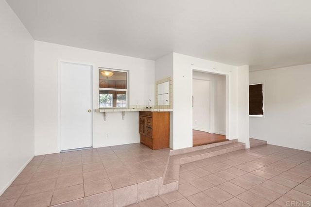 2735 Kausman Street, San Diego, CA 92139