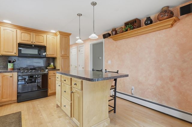 27 Marlboro Road, Georgetown, MA 01833