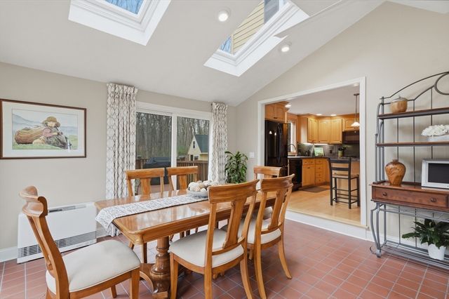 27 Marlboro Road, Georgetown, MA 01833