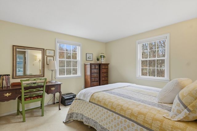 27 Marlboro Road, Georgetown, MA 01833