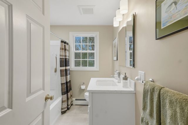 27 Marlboro Road, Georgetown, MA 01833