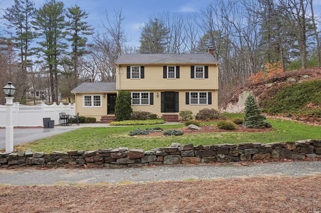 27 Marlboro Road, Georgetown, MA 01833