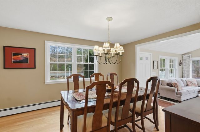 27 Marlboro Road, Georgetown, MA 01833
