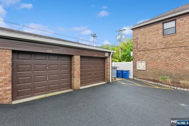 678 Bloomfield Avenue 678, West Caldwell, NJ 07006