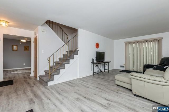 678 Bloomfield Avenue 678, West Caldwell, NJ 07006